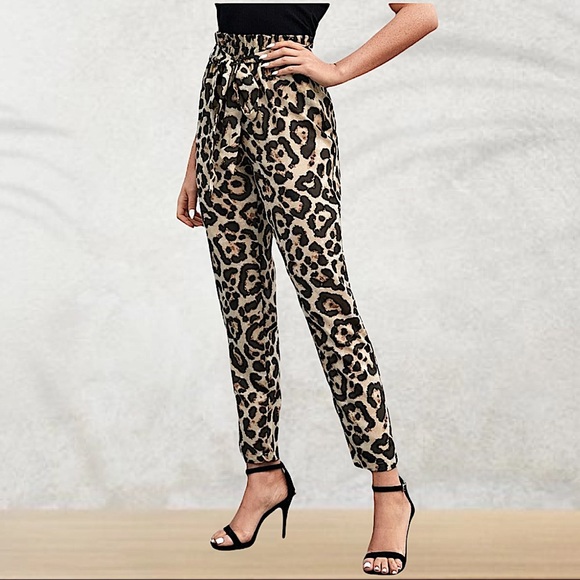 PAPER BAG LEOPARD CROP ANKLE PANTS - Picture 2 of 6